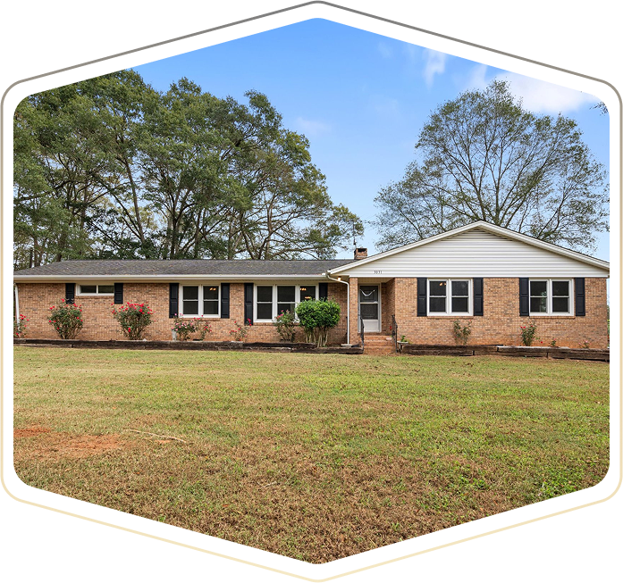 luxury house | Luxury Real Estate in Gastonia, NC | Ally Bohanan Luxury Real Estate | Buy Sell Stage Homes in NC