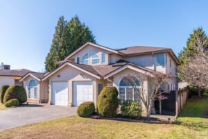 How to read comps like a pro in Lowell, NC | Luxury Real Estate in Gastonia, NC | Ally Bohanan